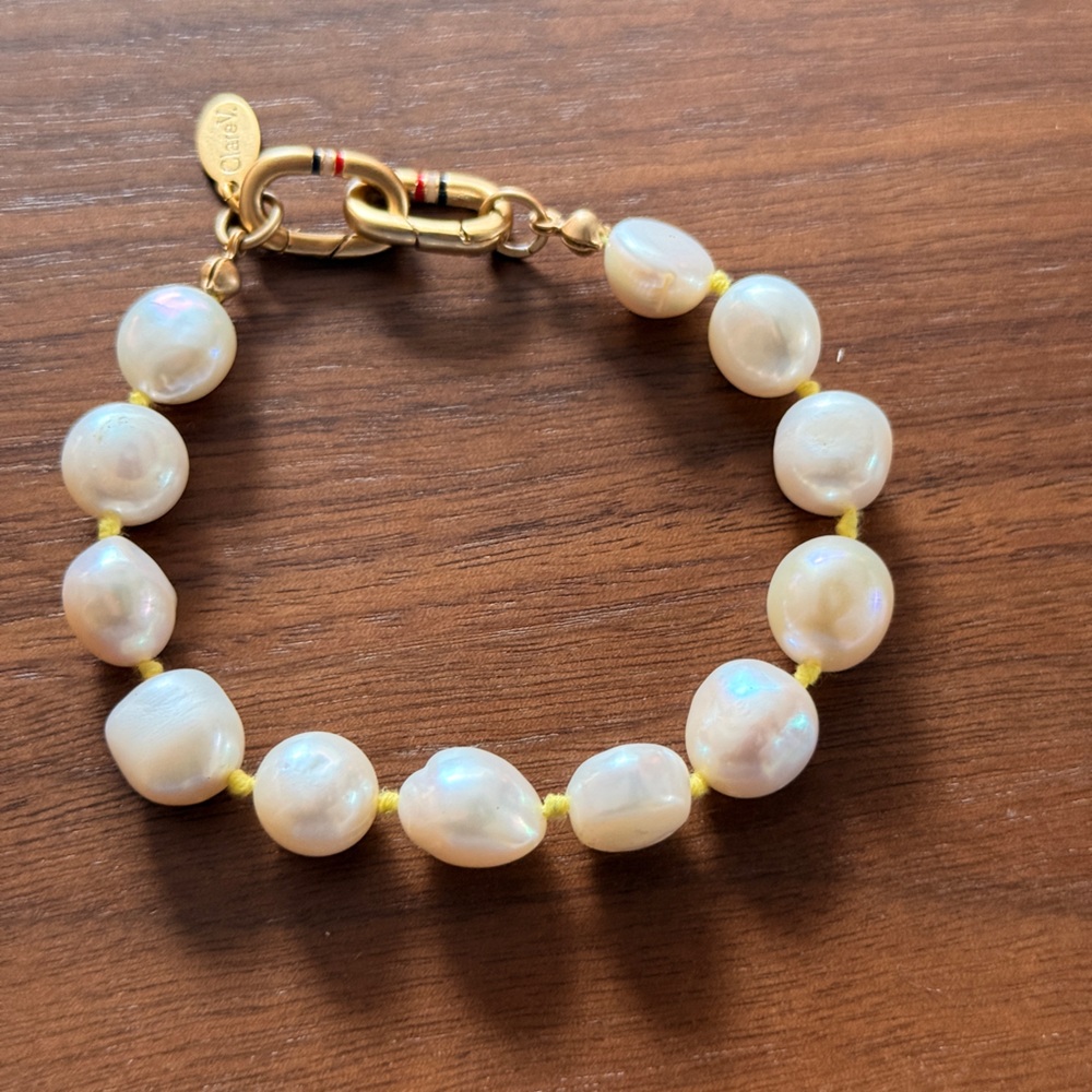 Clare V Freshwater Pearl Bracelet in Cream and Neon Yellow Knots